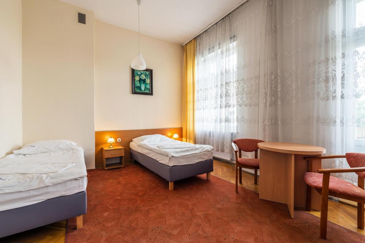 Savoy Wroclaw Vandrehjem Eksteriør billede